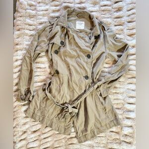 Abercrombie & Fitch - Women's Tan Double-Breasted Trench Jacket